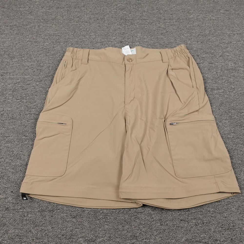 L.L.Bean Shorts Mens Medium Beige Stretch Cargo Hiking Quick Dry 11 Inseam
